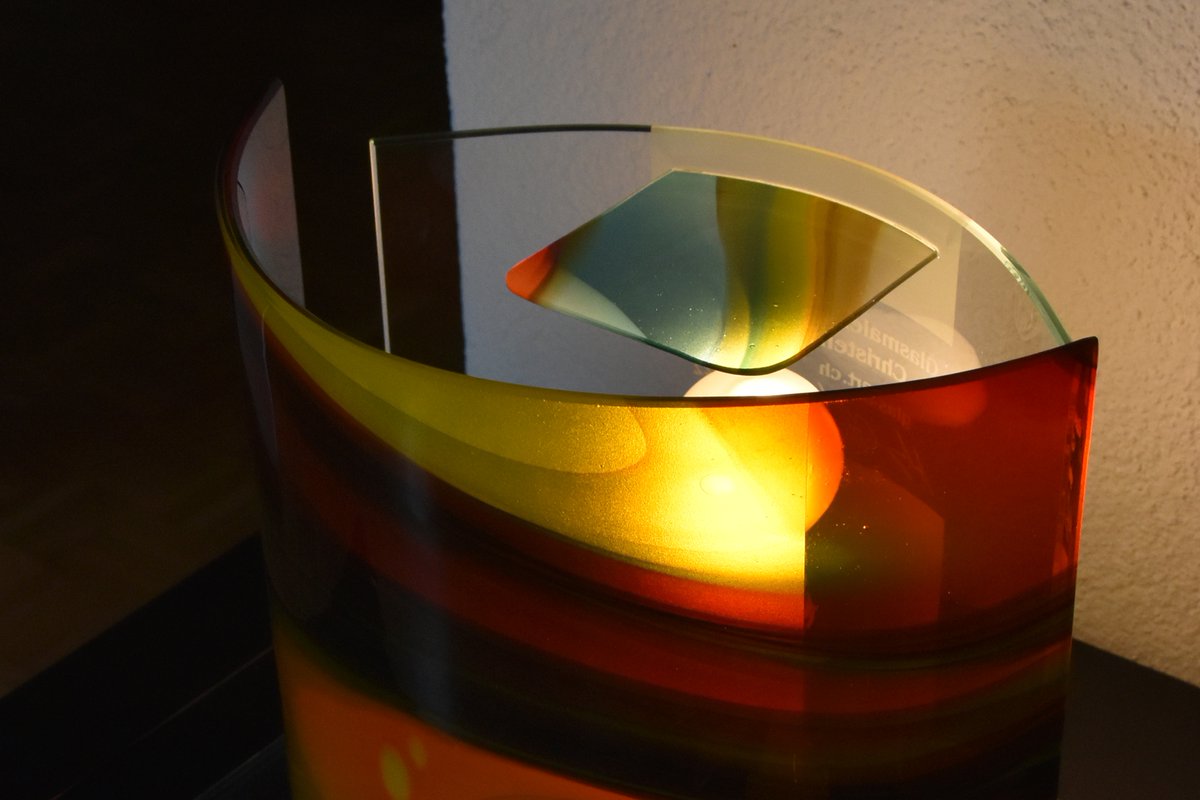 Neue #Glaserzeugnissen wie diese #Lampe #13 findet man unter shop.glas-art.ch/produkt/lampe-… 
Für ein gemütliches Ambiente mit warmen #Licht.
Alles nummerierte #Einzelstücke
glas-art.ch