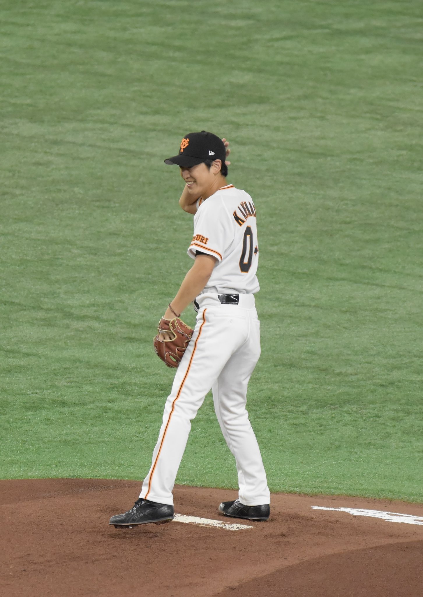 FcSnD4gakAIteu5?format=jpg&name=large