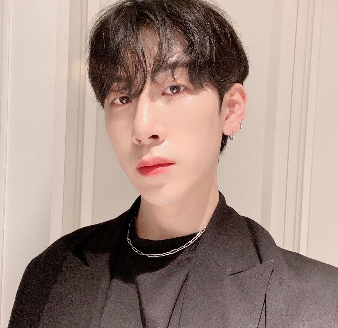 Seunghoon_InT's tweet photo. SEUNGHOON INSTAGRAM
10.09.2022

Un Chuseok copieux 🥰

@Noir__official
#NOIR #SEUNGHOON #SHINSEUNGHOON
#느와르 #승훈 #신승훈 https://t.co/MTwj2W6RbY