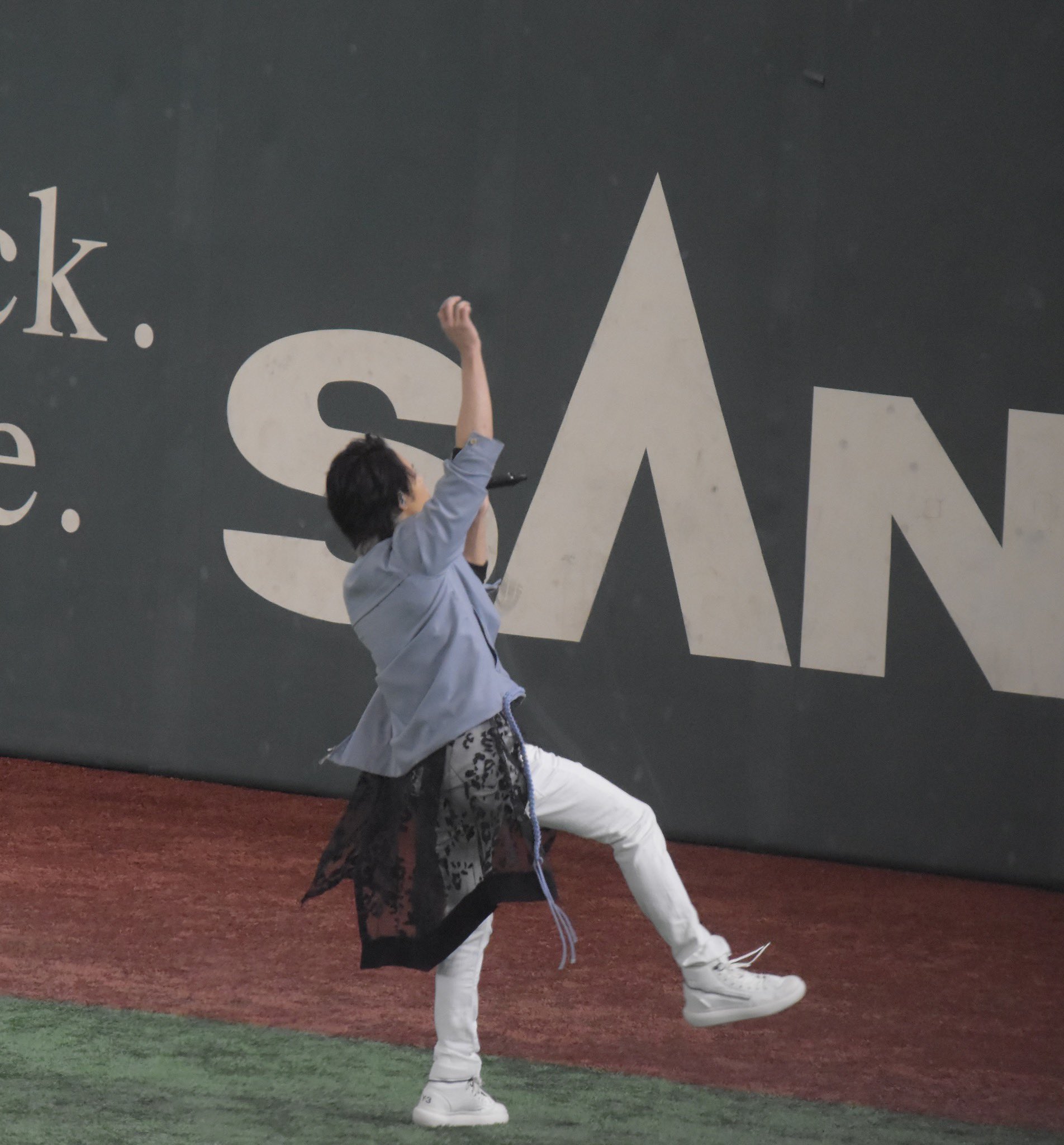 FcSpktMaAAA5yb-?format=jpg&name=large