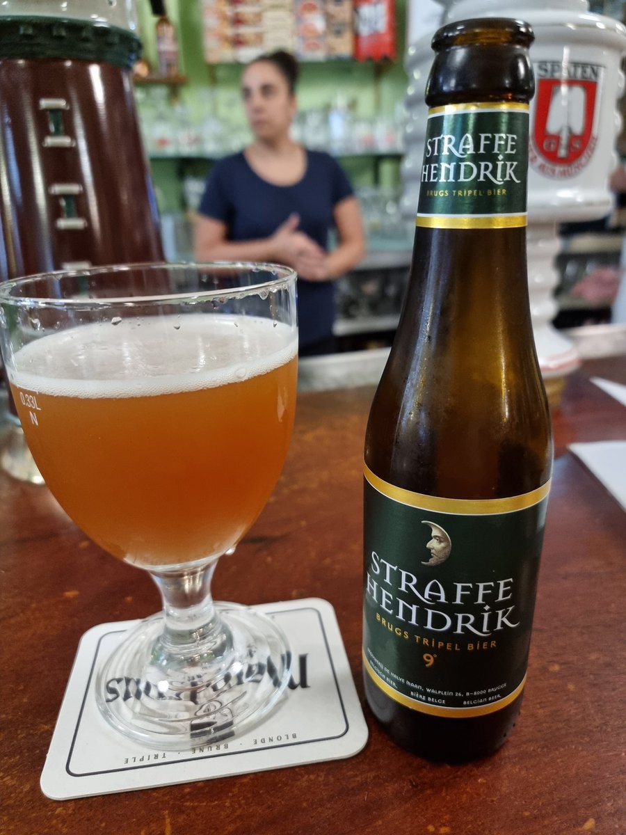 chemaronda's tweet photo. @javenegas61 @javenegas61 veo tu cerveza, y subo la apuesta 😉 https://t.co/Idjk2UIYhX