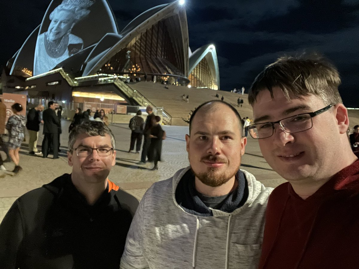 CucumberError's tweet photo. Out saying bye to Queenie with @SeanCallinan and @mushion22 https://t.co/6C76F3q4ex