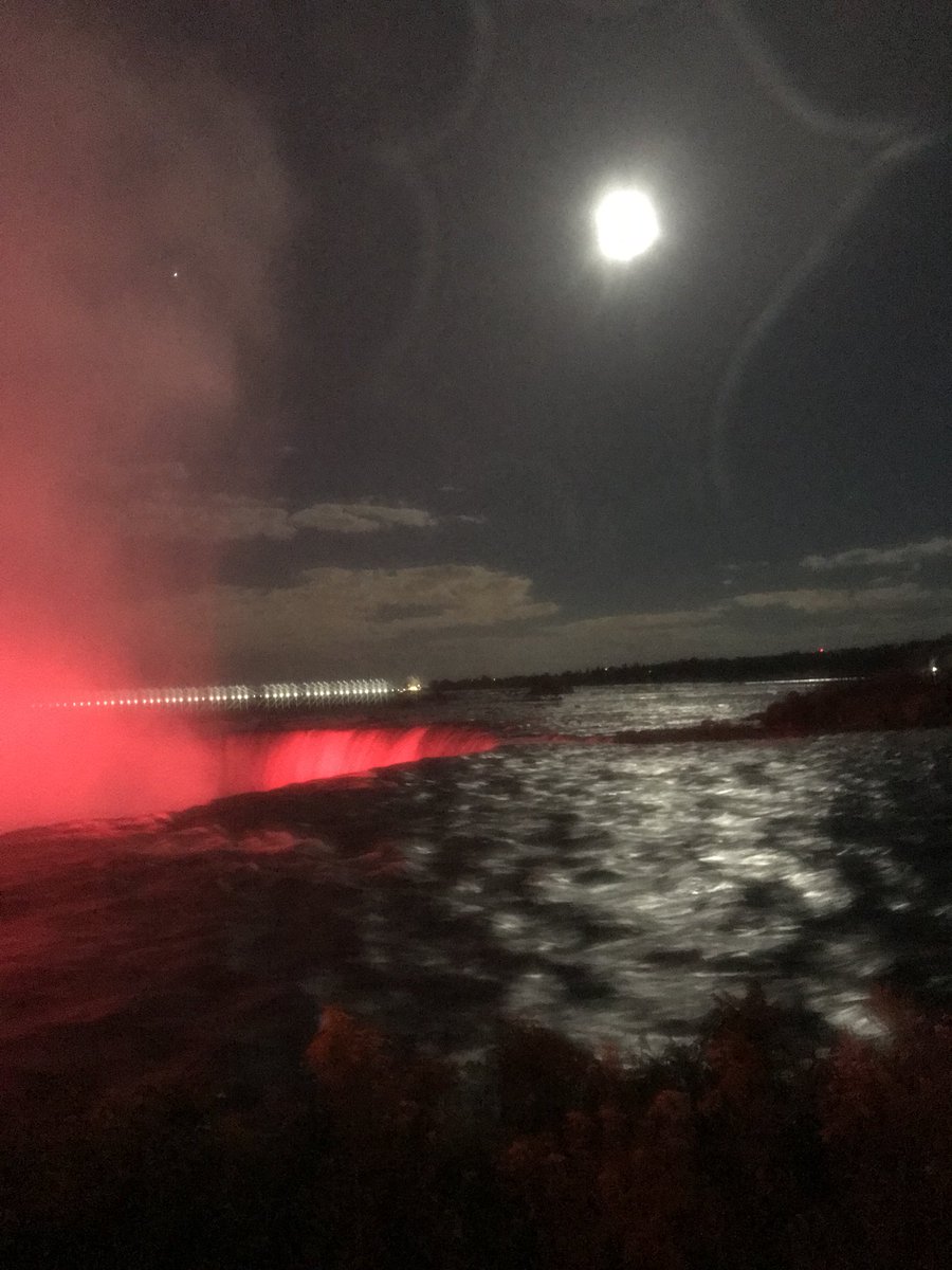 JeremyElliottNF's tweet photo. What a phenomenal end to day 1 of our #FASDay weekend events
•
The Falls were lit up red for #fasd from 1000pm-1030pm
•
It was amazing to watch one of the #wondersoftheworld
•
Beautiful night plus a #fullmoon
•
#embraceourjourney #fasdawareness #fasdsuccess #niagarafalls https://t.co/BzPSKfg4md