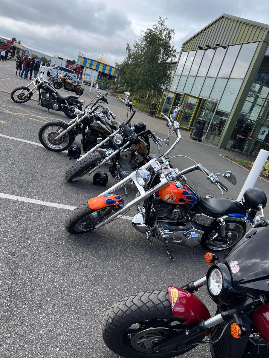 TSLeisureSecuri's tweet image. Working with Premier Security 24/7 providing security at Hells Angels event at Newark Showground for a second day #doorsupervisor #newarkshowground #security2022 #eventsecurity #hellsangels
