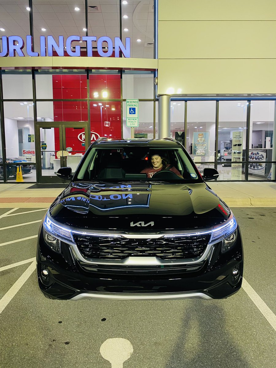 LangamHenry's tweet photo. Thankful for the Almighty for the provision! New car for new adventure! #kia #kiaseltos https://t.co/oA5EvkXD9u