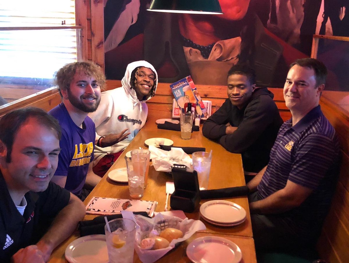 larrycordaro's tweet photo. Annual tip-off mentor meal was a success. @LSUAhoops appreciates all mentors past and present. Going to be 🅰️ 👍🏽 year. https://t.co/sTAAGzoY1Y