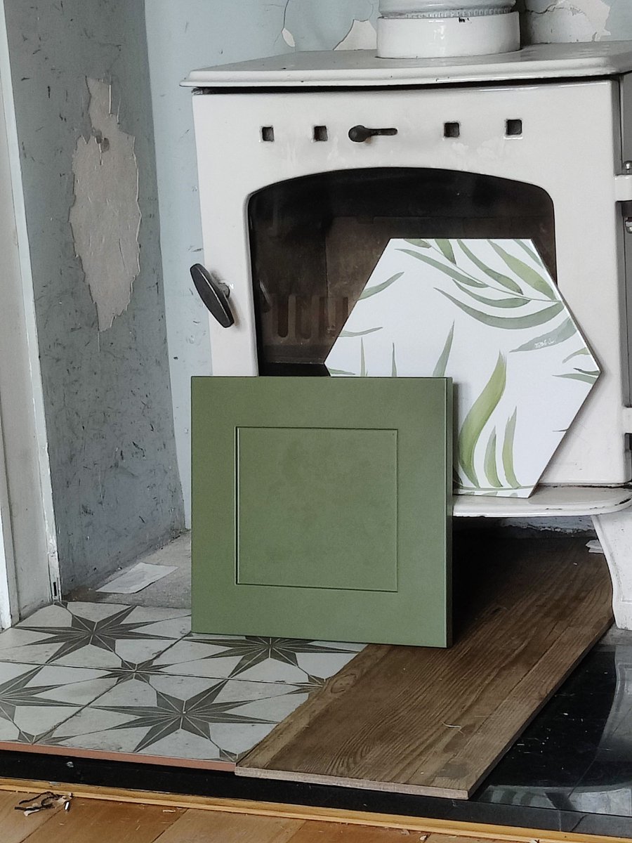 spadgetshouse's tweet photo. Samples for the kitchen... 😁😍💚 https://t.co/OaIQ221awZ