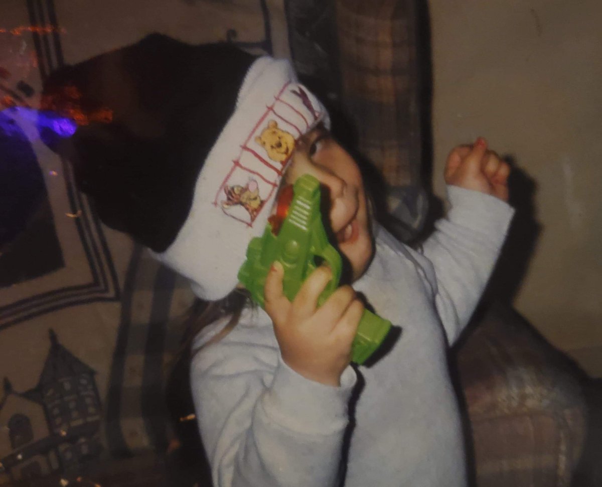 orangesodaaaa's tweet photo. Some things never change lmao https://t.co/8PZy7P7RDv