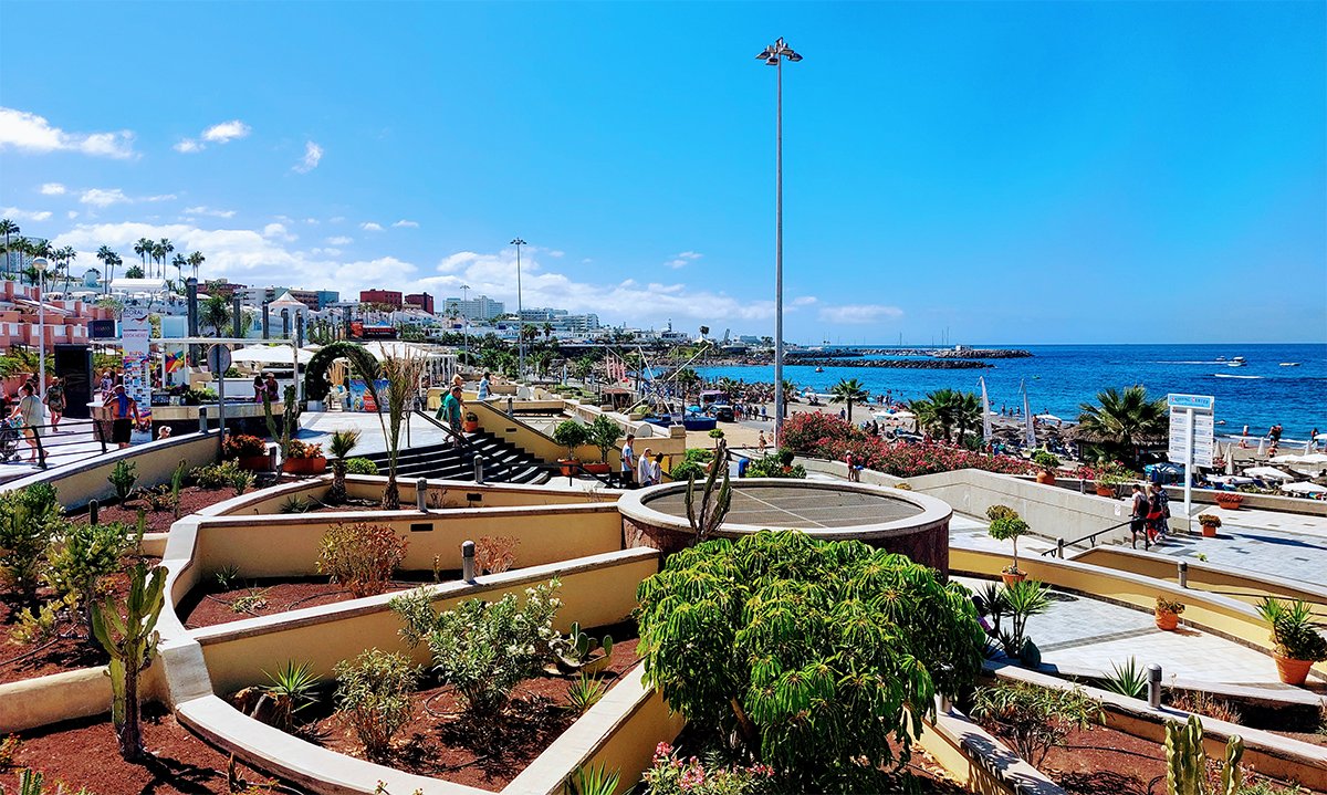 Playa de Fañabé - <a href="/Costa_Adeje/">Costa Adeje</a> - #Tenerife (Viernes - 9/9/2022) - <a href="/Contundentee/">Contundente.</a> <a href="/sarahmg1205/">Sarah</a> <a href="/lepdavidnowell/">David Nowell</a> <a href="/noera238/">Noelia</a> <a href="/MidasTF/">MIDAS 🏴󠁧󠁢󠁳󠁣󠁴󠁿</a> <a href="/Gabychicharrer2/">Gabychicharrera1929@gmail.com</a> <a href="/NelsonFoliatti/">Nelson Foliatti</a> <a href="/wandwoo/">Desde mi corazon</a> <a href="/holyber/">𝕆𝕝𝕚𝕧𝕖𝕣 ツ</a> <a href="/Tenerife_Ocio/">Tenerife Ocio</a> <a href="/LoqueVeoTfe/">𝕊𝕖 𝕍𝕖 𝕖𝕟 𝕋𝕖𝕟𝕖𝕣𝕚𝕗𝕖</a> <a href="/MeilanPerez/">guanche</a> @rita_armas @Maraguasan <a href="/de1969/">maría lapas</a> @BigBlue_3 <a href="/yconsumocanario/">Yo Consumo Canario 🇮🇨 🌴</a>