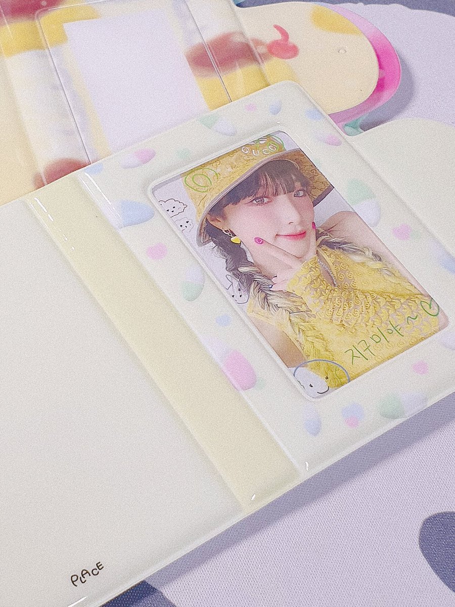 __place__'s tweet photo. #트친소

좋아하는 것들을 기록해요 📝🌀💗
취향 맞는 사��� 조금만 찾아갈게요 🍀 • • • https://t.co/28UX1E9oLp