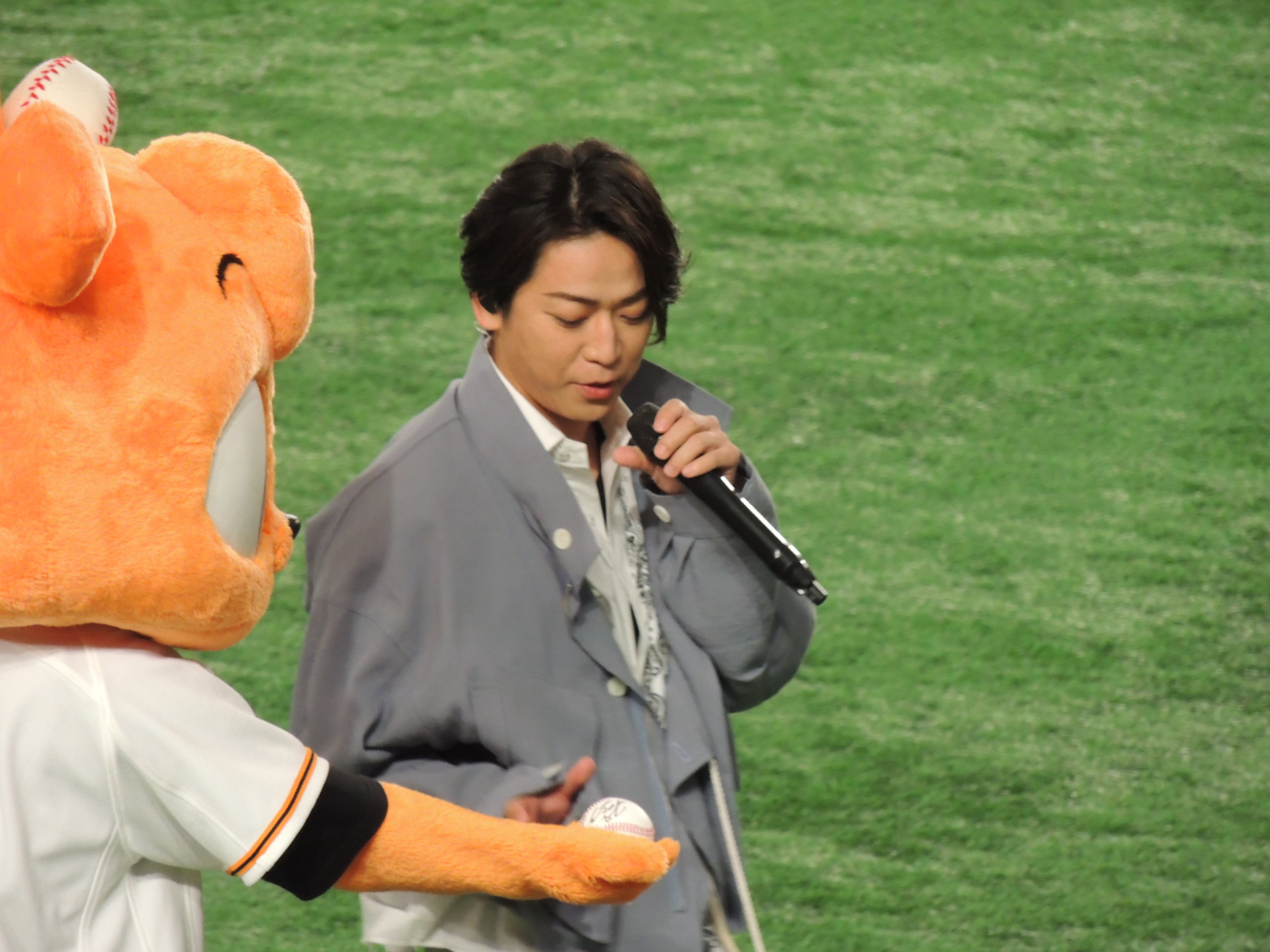 FcSwDB4aMAAPJU8?format=jpg&name=4096x409