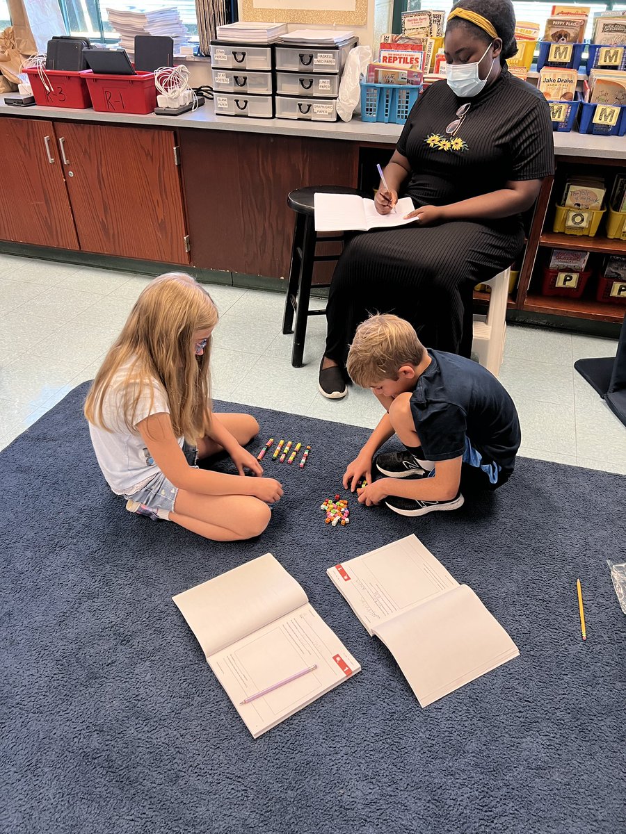 MrsHaskellMc's tweet photo. Marvelous math thinkers! https://t.co/44SdjS0nfY