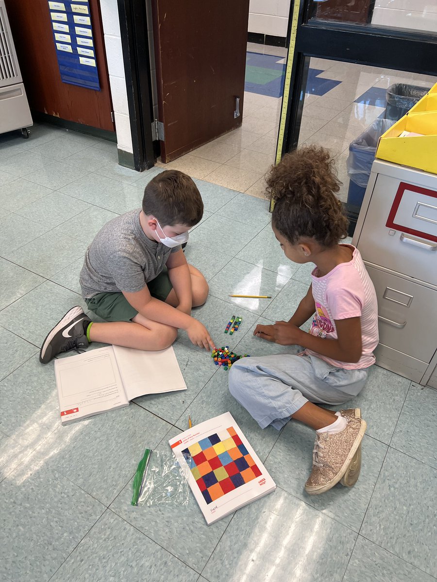 MrsHaskellMc's tweet photo. Marvelous math thinkers! https://t.co/44SdjS0nfY