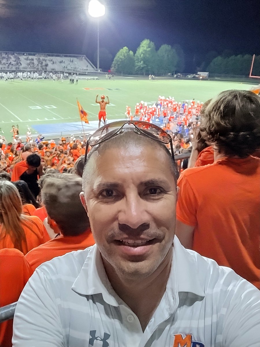 Fernand01771's tweet image. Live the culture getting involved in different activities @ParticipateLrng @MarvinRidgeHSNC @UCPSNC