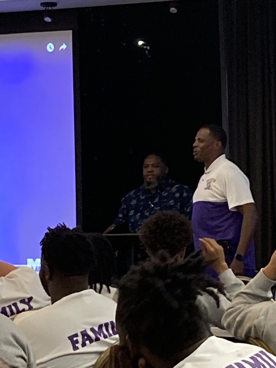 Go Tigers!

We want to thank <a href="/TheFCATeam/">FCA</a> of Tennessee for connecting us with a local speaker to pour into our program!

<a href="/BenedictEDU/">Benedict College</a> <a href="/benedict_tigers/">BC Tigers Athletics</a> 

#5Ps #FAMILY #DigDeep #PayTheFEE #RARE #CWCW