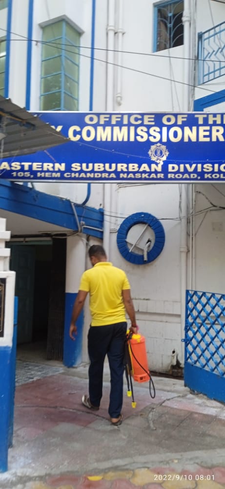 Every day our disinfectant team is duly sanitizing all the public premises to ensure your safety from CORONA VIRUS.. Maintain Healthy Norms..
#WeCareWeDare
Today, 10/09/22, our team has duly disinfected a large arena of East Suburban Division, ESD..
<a href="/CPKolkata/">CP Kolkata</a> 
<a href="/KolkataPolice/">Kolkata Police</a>
