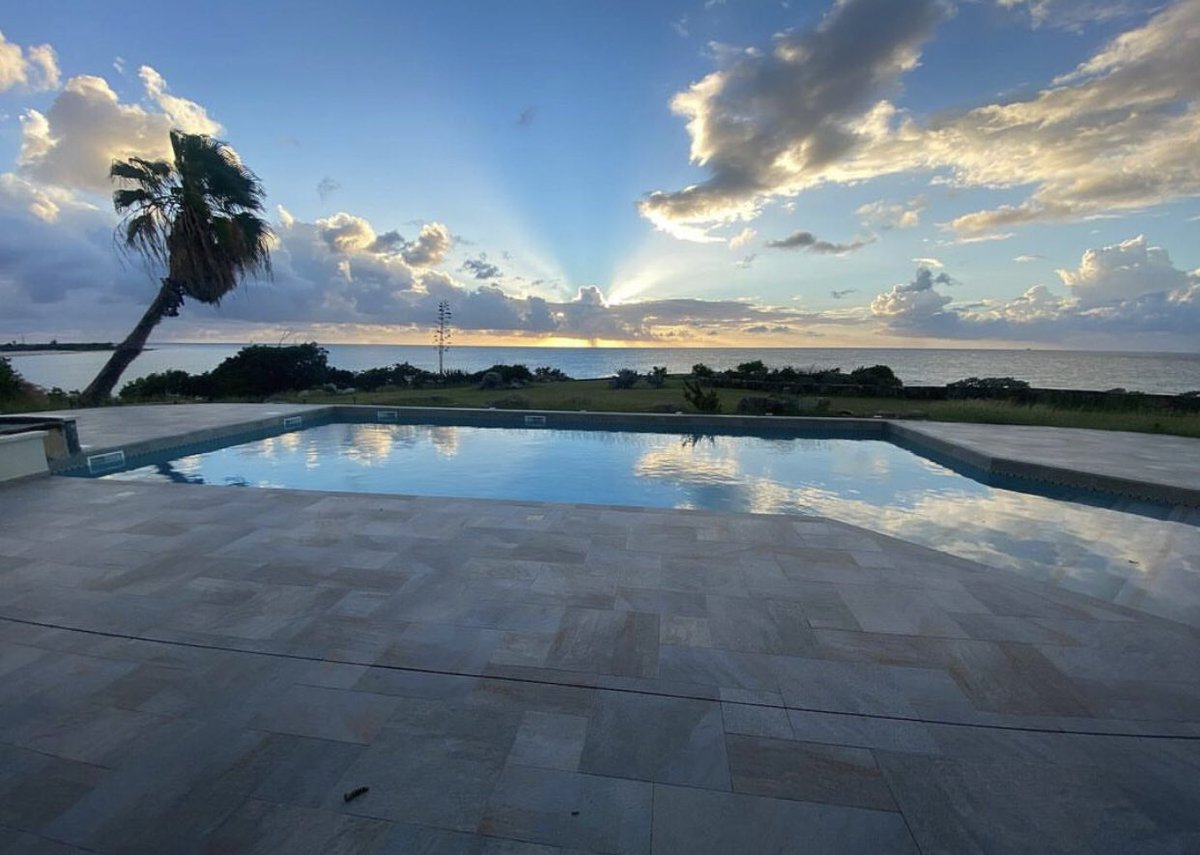 Sunny and cloudy lol 🌥 ☀️