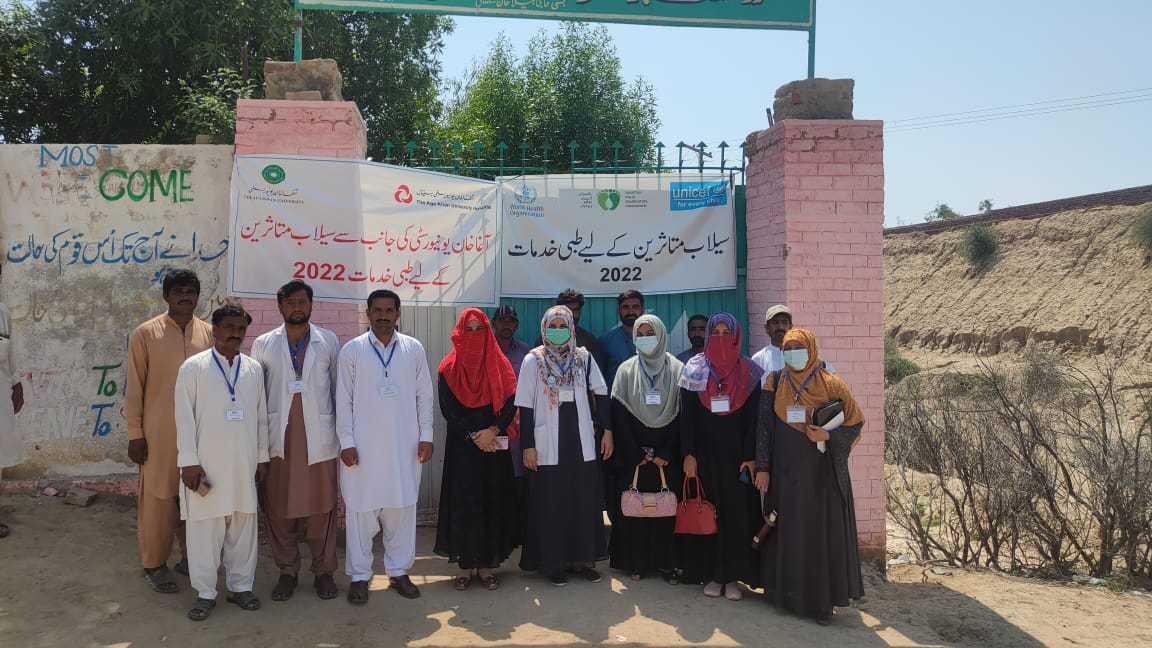 On special instructions of Federal Minister for Health, Abdul Qadir Patel, health camps are being set up in flood affected across Pakistan in collaboration with National and Provincial Polio Emergency Operations Centers and Agha Khan Hospital.

<a href="/A_Qadir_Patel/">Abdul Qadir Patel</a> <a href="/WHOPakistan/">WHO Pakistan</a>