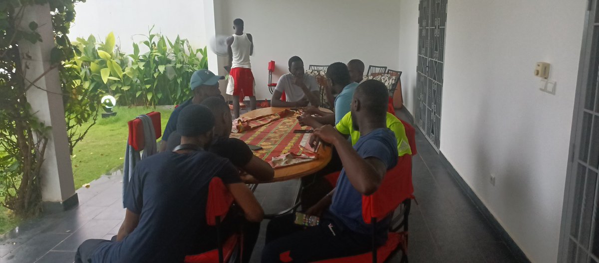 After a week of dedication and fruitful work with satisfactory results for our first project, The IT camp is going well with the presence of the <a href="/EafricaG/">EAFRICASPORT</a> team for the week end. And now the best gamer is being discussed among the team😅. Let the fun begin🤩