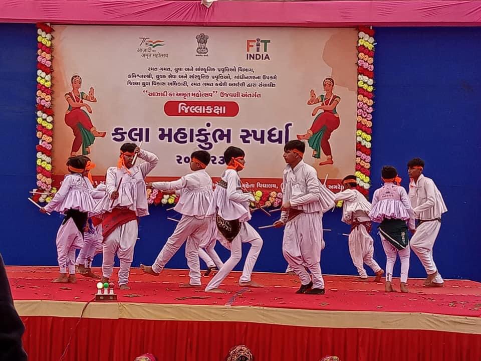 DirectorNilesh's tweet photo. Great initiative by the students of #Khajuri #PrimarySchool (#GujcostScienceClub) in the #cultural competition of #KalaMahaKumbh today!
@narottamsahoo @InfoGujcost @IndiaDST @dstGujarat @pkumarias @vnehra @InfoGujcost @ddoamreli @MinOfCultureGoI @narendramodi @CulturalTaiwan https://t.co/GjNwcoLP4k
