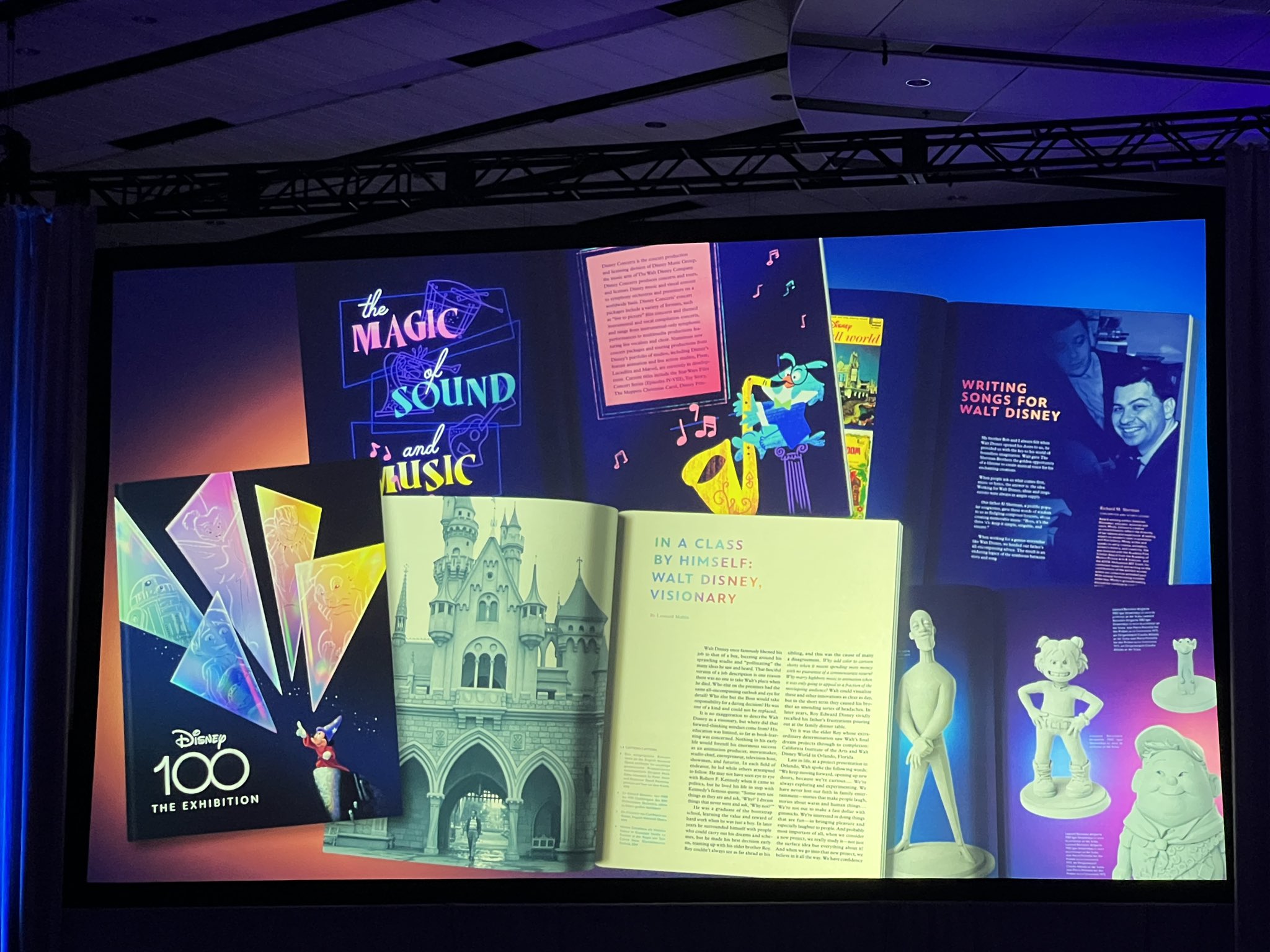 Disney 100 the Exhibition カタログブック Disney 100 the Exhibition カタログブック