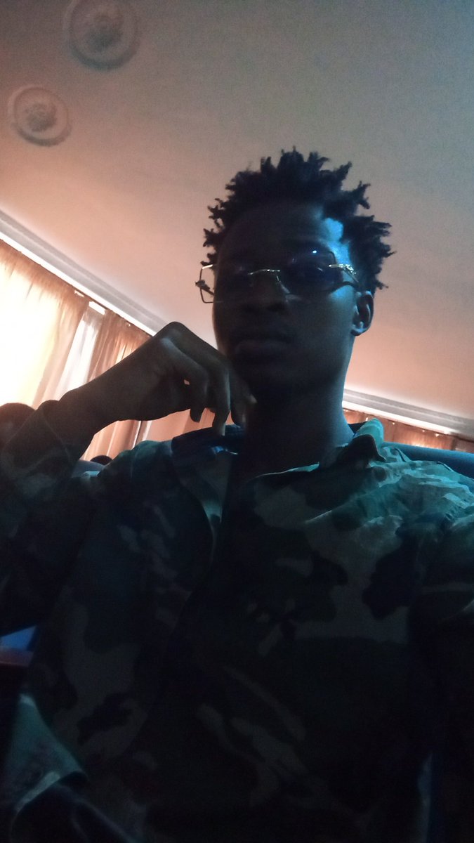 dcanyaana's tweet photo. #cma22 central music awards seminar, Anyaana says thank you for enlightening me on my music career.

#anyaana
#spycy 
#flexibles
#marryme
#cma22 https://t.co/YPJyqNCOT4