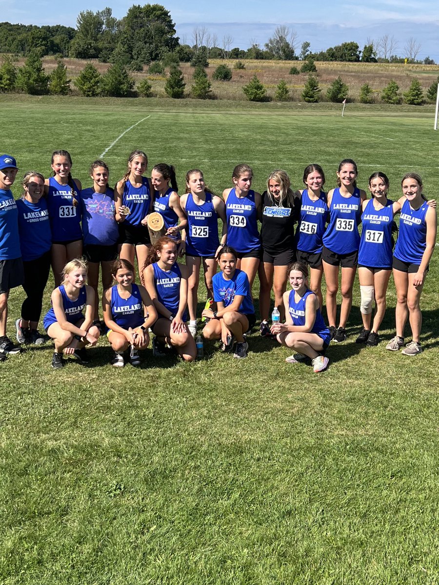 Cmcdonald277's tweet photo. Big day for Lakeland girls xc at the Charlevoix mud run finishing 1st !!!!  Hats off to coach Lebutt and coach Collins.. https://t.co/o4GOZ4jiyI