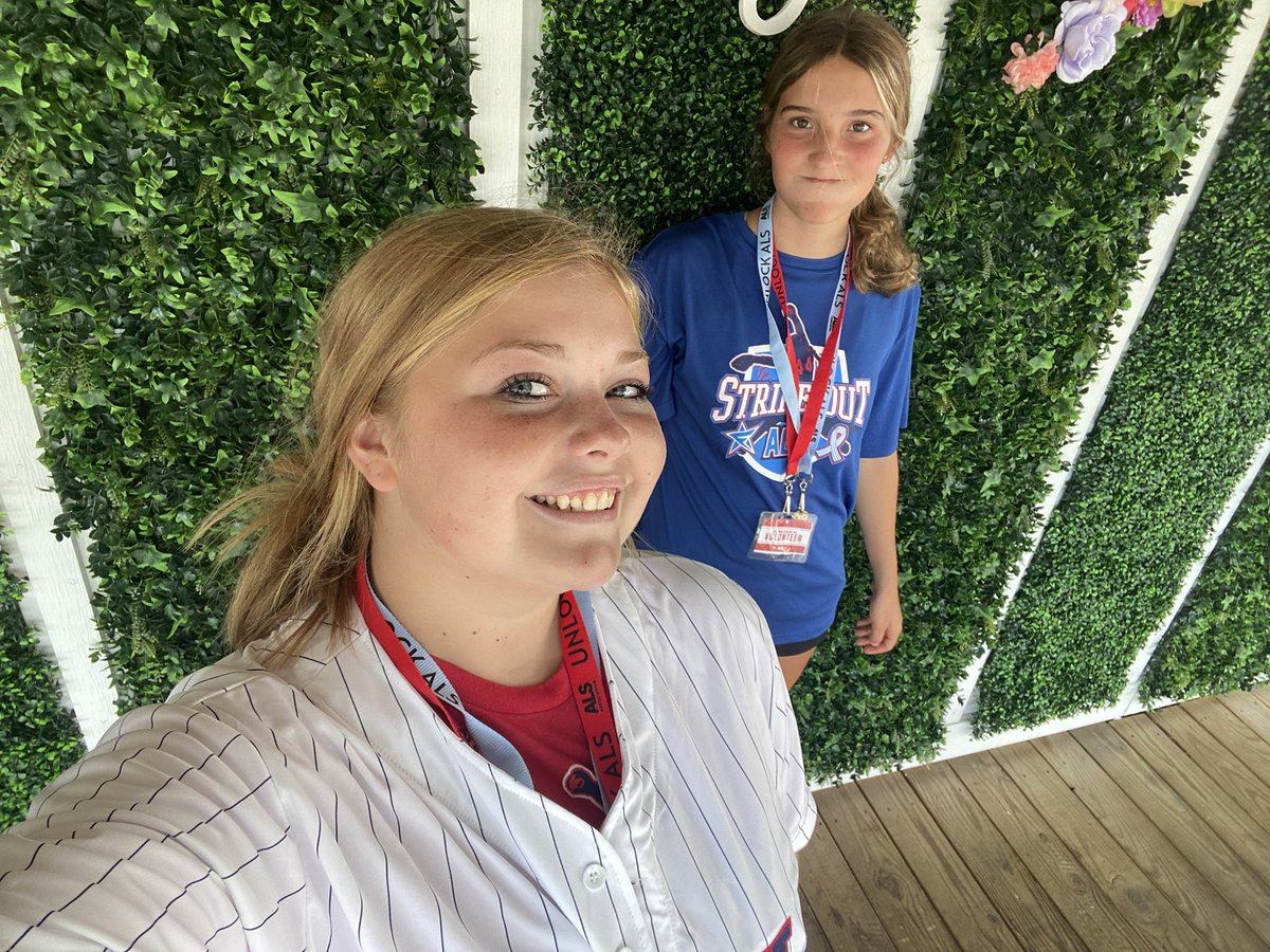 layfield_madge's tweet photo. Had a great time at the ALS Association walk down in Rehobeth Beach Delaware today! Got to do some community service with my cousin and support ALS and meet some people who have also been effected! @alsassociation #strikeoutALS #UnlockALS @Intensity16uBOD @intensitykod https://t.co/LCUccf3mLO