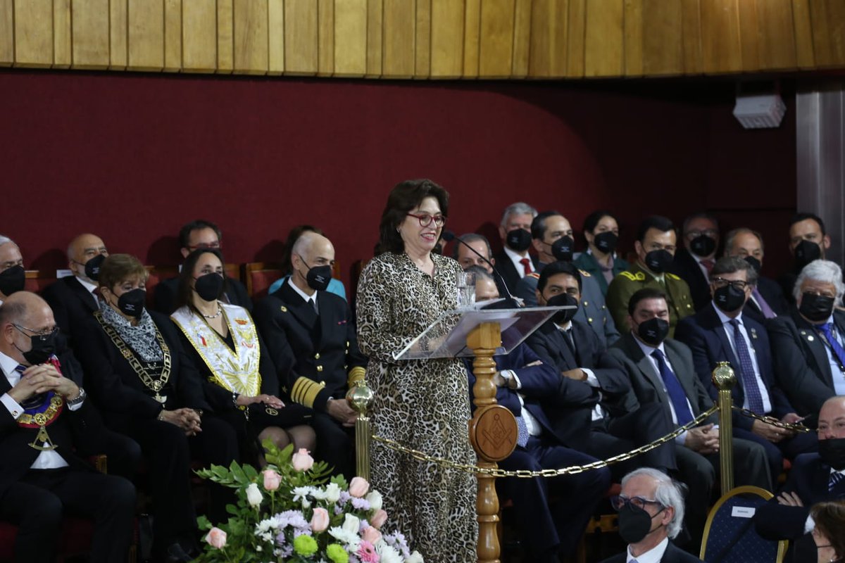 GLMCH_'s tweet photo. Ministra Ana Lya Uriarte en #Fraternitas2022 dijo que ha llegado el tiempo del encuentro y la amistad cívica es un eje fundamental para fortalecer la democracia y mejor la vida de todos y todas quienes viven en nuestro país. https://t.co/ln4xSzcIDa