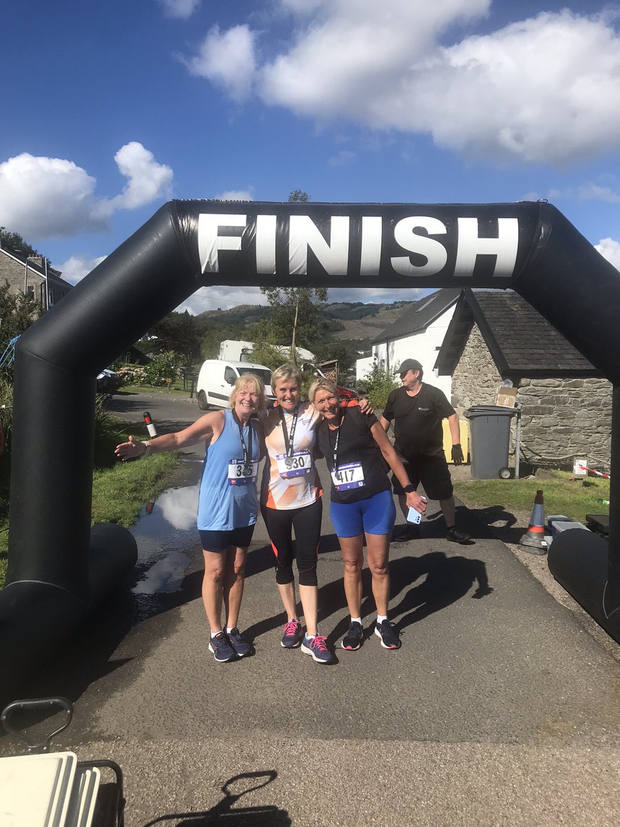 janineashall's tweet image. Smashed the Kyles 10 mile run. Over £400 raised @AlzResearchUK #MakingBreakthroughsPossible fabulous weather, amazing views and fantastic atmosphere.....loved it 🏃‍♀️