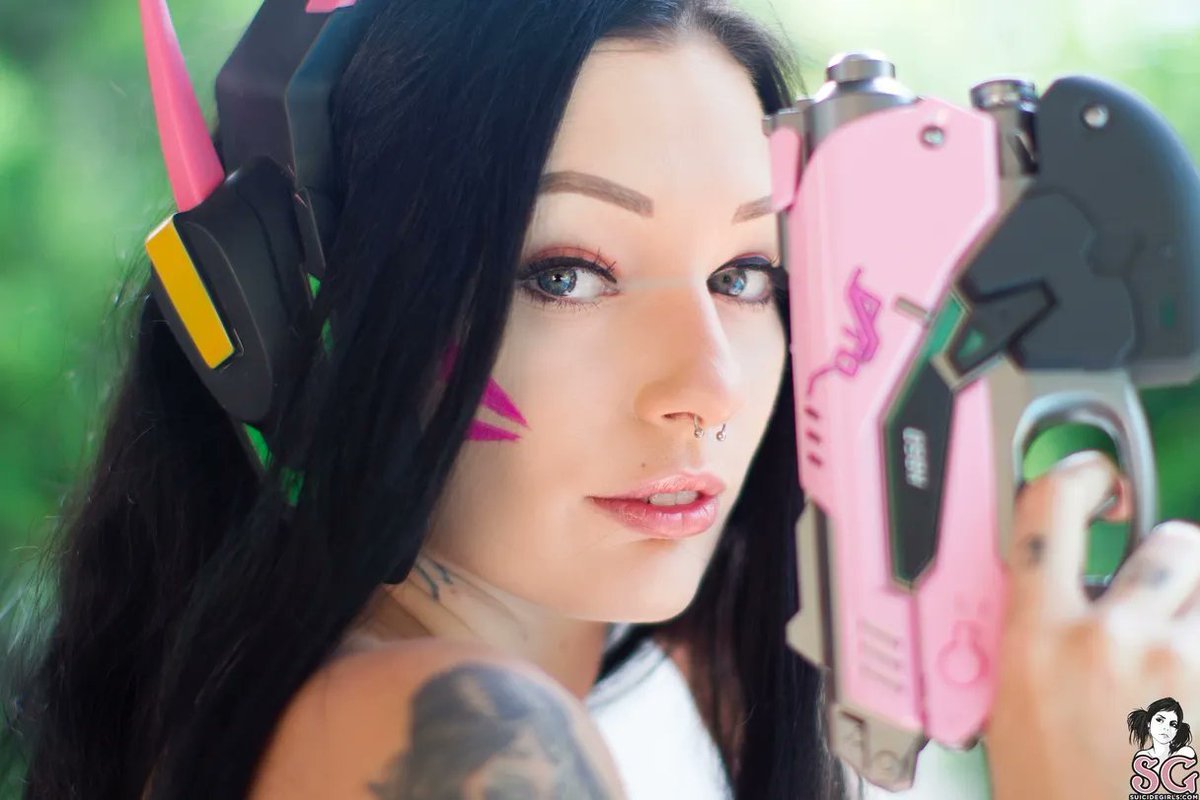 SuicideGirls on Twitter: "Who should #gorgeous @HyliaFawkes #cosplay
