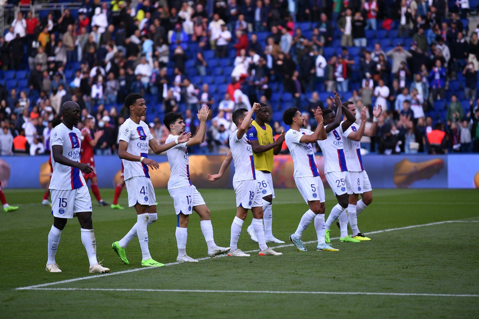 Paris Saint-Germain vs Stade Brest 29 / Twitter