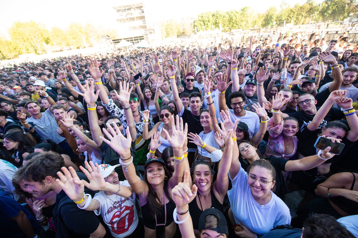 Milano Rocks tweet media