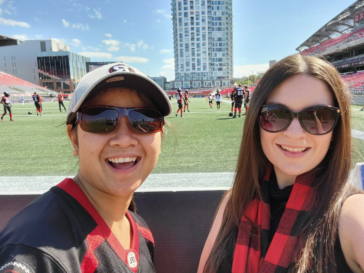 lildarth's tweet photo. Let's go Ottawa @REDBLACKS!!! ♥️🖤 https://t.co/JDNYWAsWGM