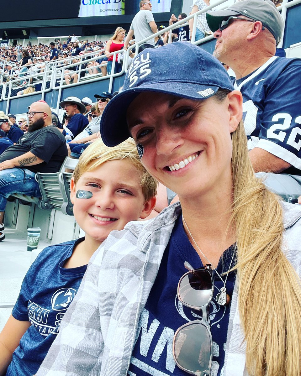 jbeardteach's tweet photo. @beaver_stadium with Cam for his first game!! 💙🤍 https://t.co/2VmagM7X0M