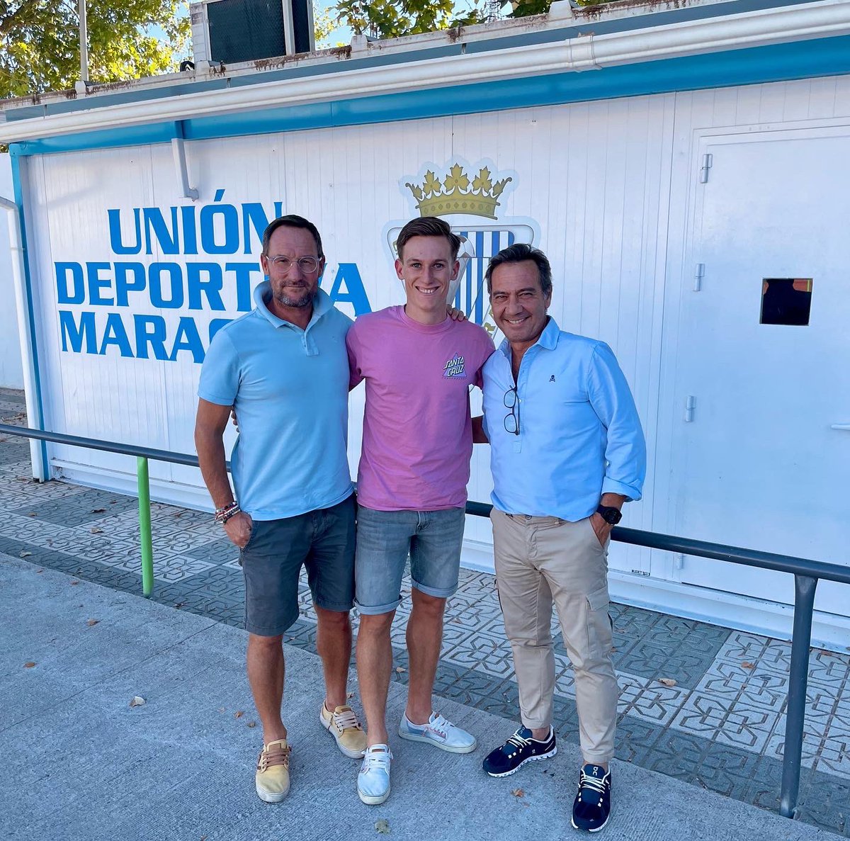 jacoblopez3_'s tweet photo. Following a dream.⚡️
¡Nuevos retos, nuevas ilusiones! Con muchas ganas de empezar este nuevo capítulo. ¡Mil gracias por la acogida y la confianza, vamos con todo!💪🏼 @udmaracena1945 💙 https://t.co/maf3gUbIOq
