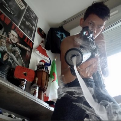 Pixel_Off_'s tweet photo. #NouvellePhotoDeProfil https://t.co/ePsZJBIQVX