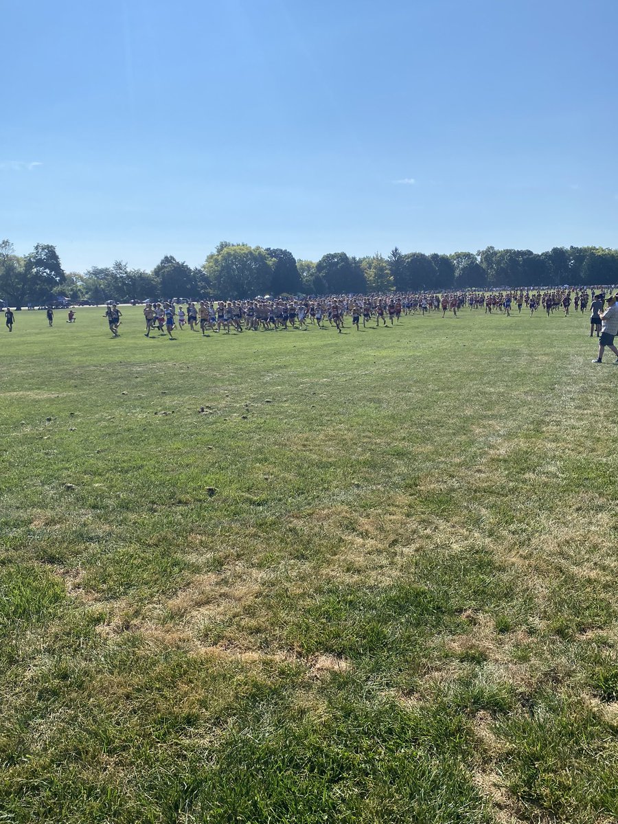 McGuireCoach's tweet photo. Great Day for the Eagles at FTTF!
Varsity Girls 2nd
Varsity Boys 12th
#rolleags #dhsxc #fttf https://t.co/uDVvLDh0b9