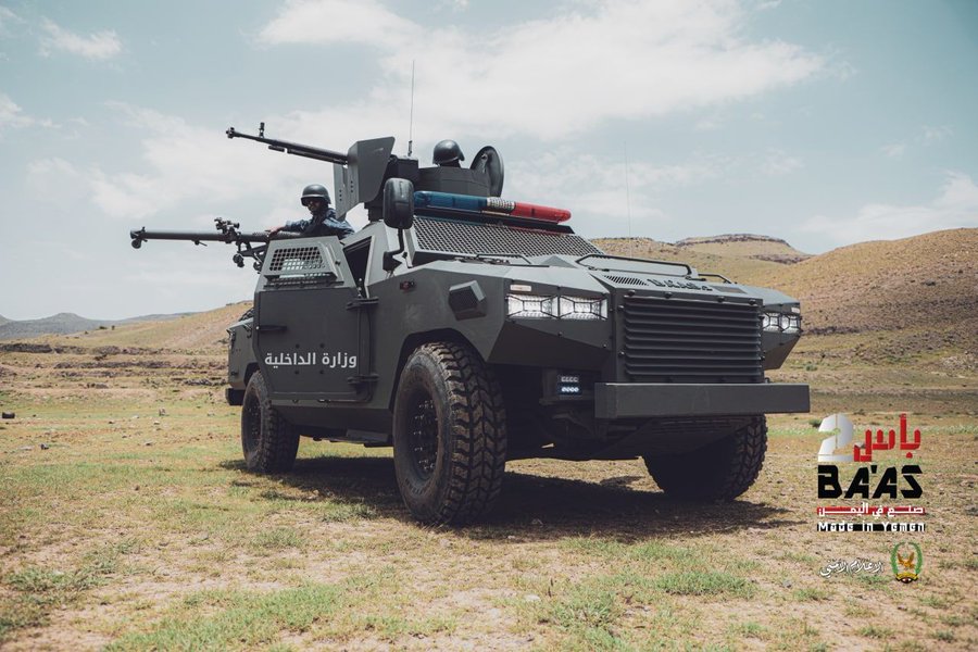 Aymans_X's tweet photo. Made in #Yemen .. Pictures of an armored security vehicle #Bas2 https://t.co/lu1ScwwBNh