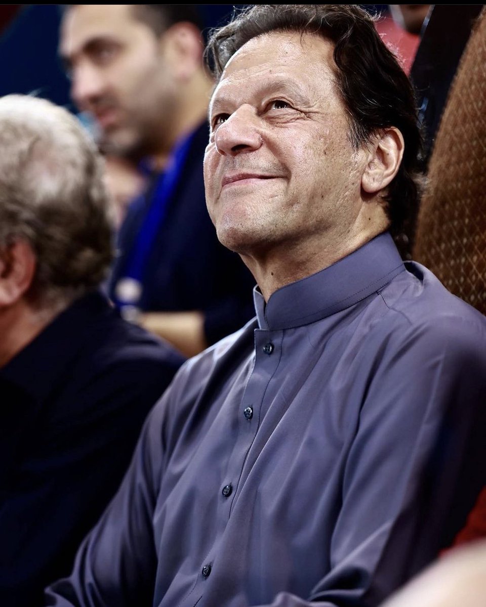 PTIofficial's tweet photo. Chairman PTI @ImranKhanPTI in Gujranwala earlier today. 🇵🇰 #MinusOneNaManzoor https://t.co/K2XIREnbRy