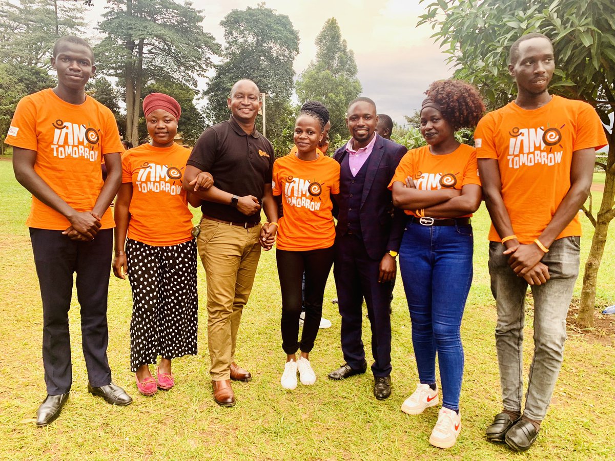 Kassaga4UG's tweet photo. Very successful 4- weeks intensive #TrainingInstitute for @TEACH4UG #Cohort5 Fellows. Thanks @SemweyaMusoke for your lessons, overcome fear, learn from failure &amp; keep the #Imagination to be problems solvers in communities &amp; be part of creating the #Africawewant! @otimgerald https://t.co/plSOTf7GIB