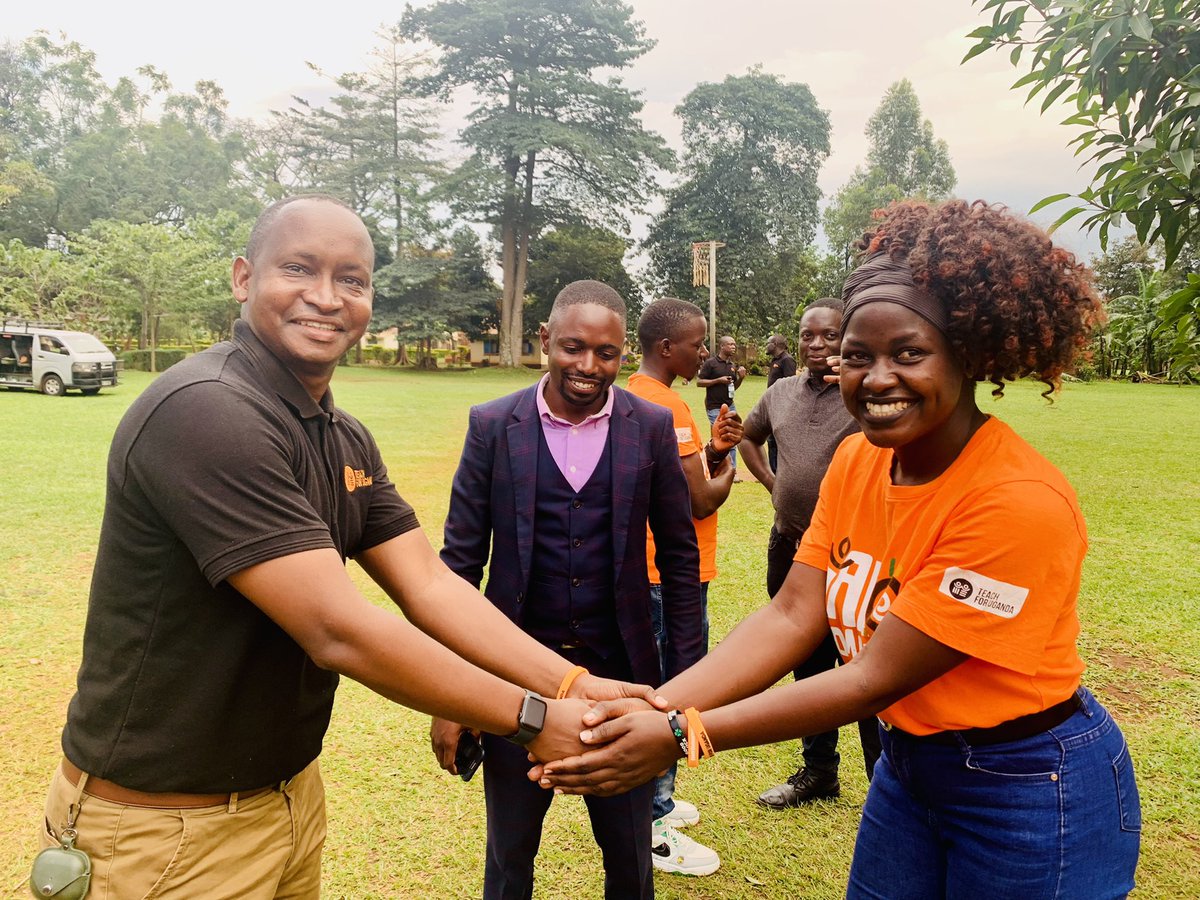 Kassaga4UG's tweet photo. Very successful 4- weeks intensive #TrainingInstitute for @TEACH4UG #Cohort5 Fellows. Thanks @SemweyaMusoke for your lessons, overcome fear, learn from failure &amp; keep the #Imagination to be problems solvers in communities &amp; be part of creating the #Africawewant! @otimgerald https://t.co/plSOTf7GIB