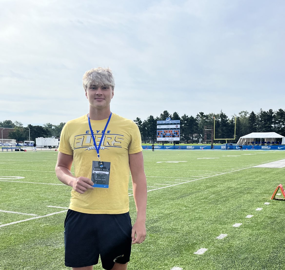 Great time at NDC today! Thanks for the experience! @NDC_CoachMack <a href="/Coach_Buckley_/">Sean Buckley</a> <a href="/NDCFB/">Notre Dame College Football</a>