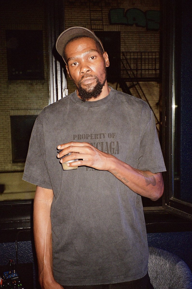 Vontecarter3's tweet photo. https://t.co/UML5v5ua7S #35mm https://t.co/eYpGe7ZeQL