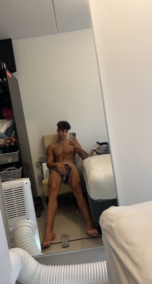 sepantarated's tweet photo. RT if I should drop it 😈 https://t.co/93YL9QttJy