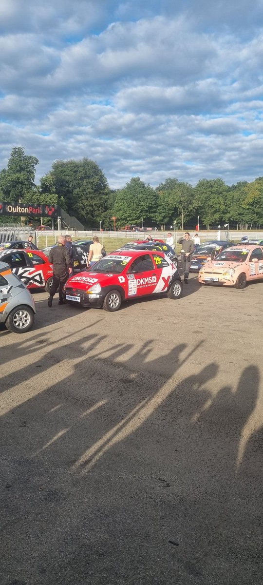 d_edwardsracing's tweet photo. This is such an achievement from a novice crew we finished in 18th in the 5hr @ka_enduro race at @Oulton_Park thanks to @LDRTuning for a solid car and you can show your support for @DKMS_uk and #swabtember #bloodcancerawarenessmonth https://t.co/gZDuvYazu8