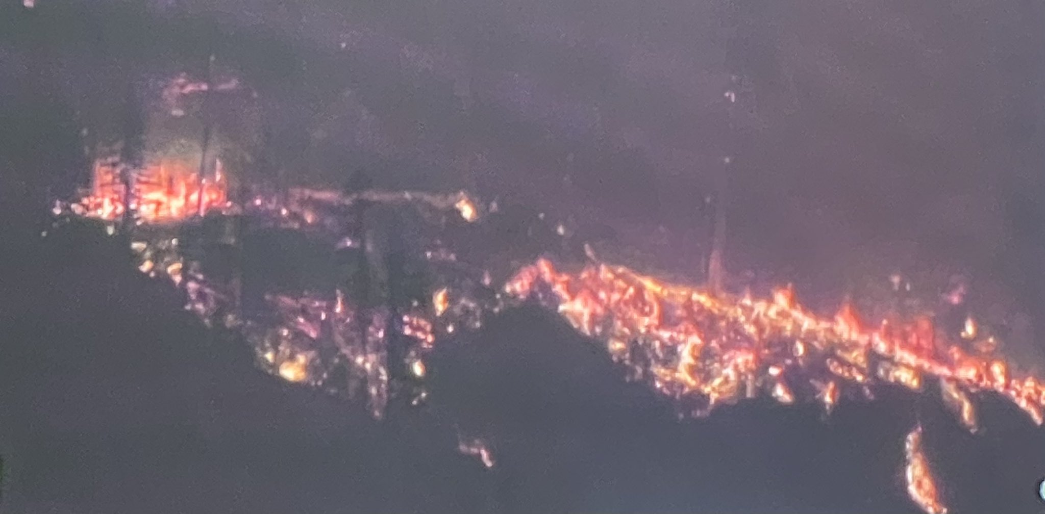 Benjamin Jurkovich on Twitter "Leading edge of the Bolt Creek Fire as