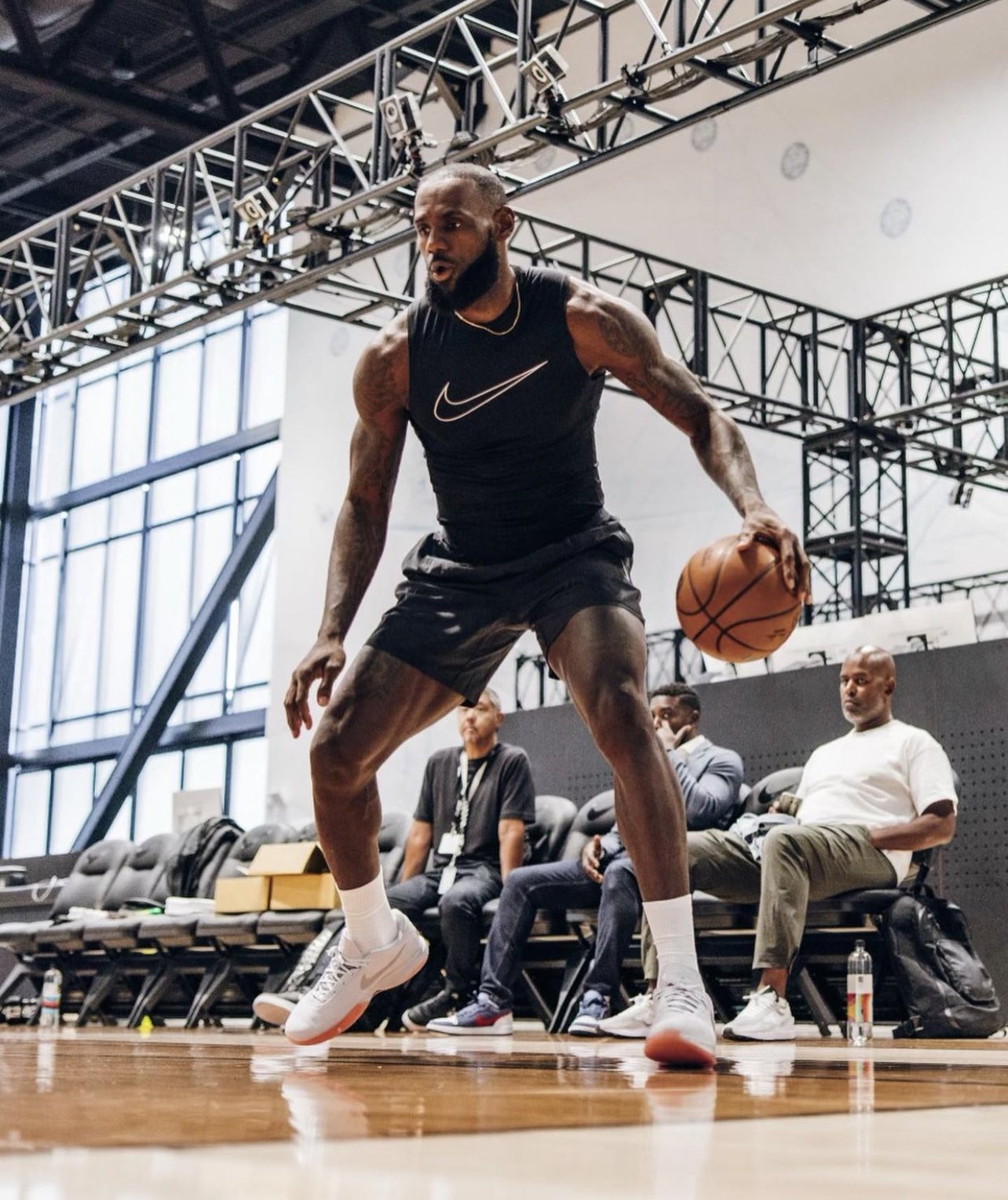 Ballsack Sports on X: Bronny and Bryce debuting the LeBron 20 together.  🔥🔥🔥  / X