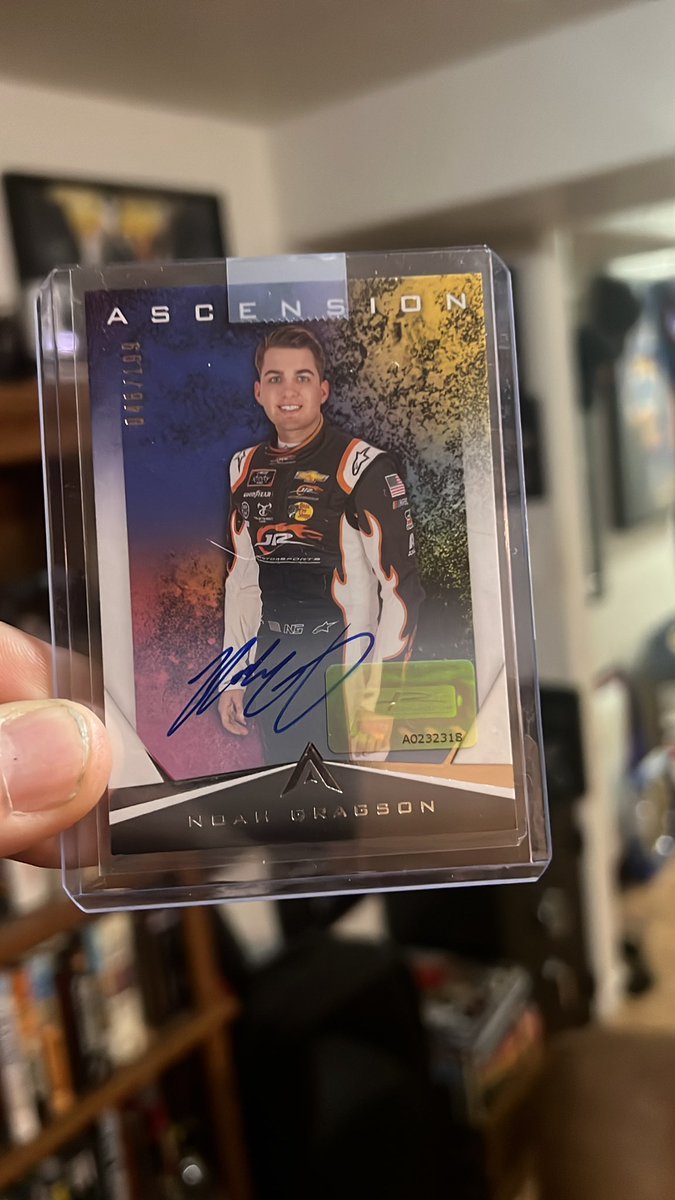 StrokerAceKid's tweet photo. If @NoahGragson finishes TOP 3 today in the @XfinityRacing I’ll giveaway this autographed card ! Must be following @XfinityRacing and retweet this tweet to enter! #NASCAR https://t.co/DCxANG47Ko