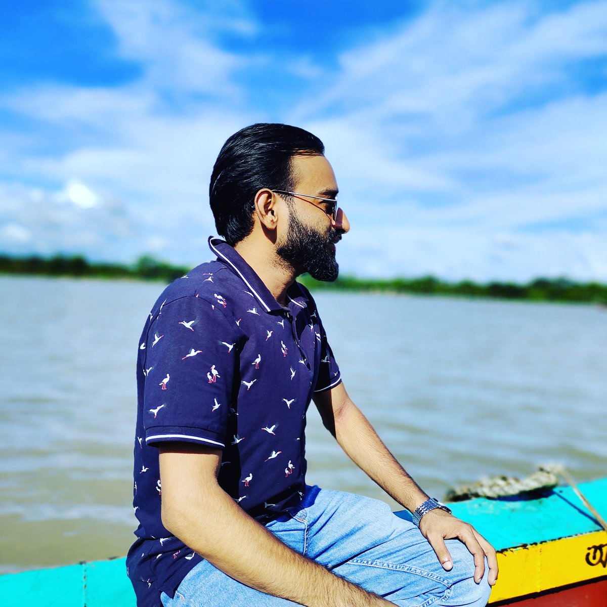 abdulmannan1230's tweet photo. A boat can cross a river, a ship can cross an ocean, and a soul can cross the universe.
�� Matshona Dhaliweo https://t.co/fF8NVdnyi0